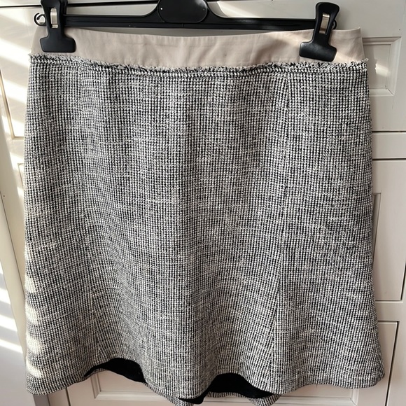 Weekend MaxMara Black/cream Small Check Cotton Mix Skirt, U.S. 10 - Picture 5 of 6